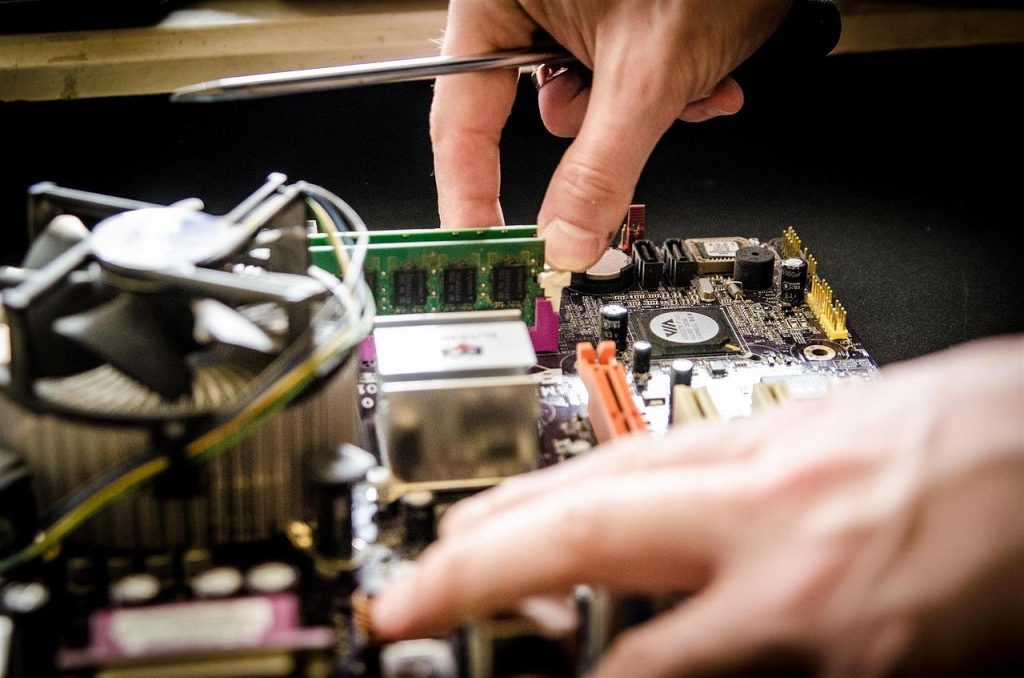 Computer reparatie services in Alphen aan den Rijn - expert technici repareren laptops en computers snel en professioneel