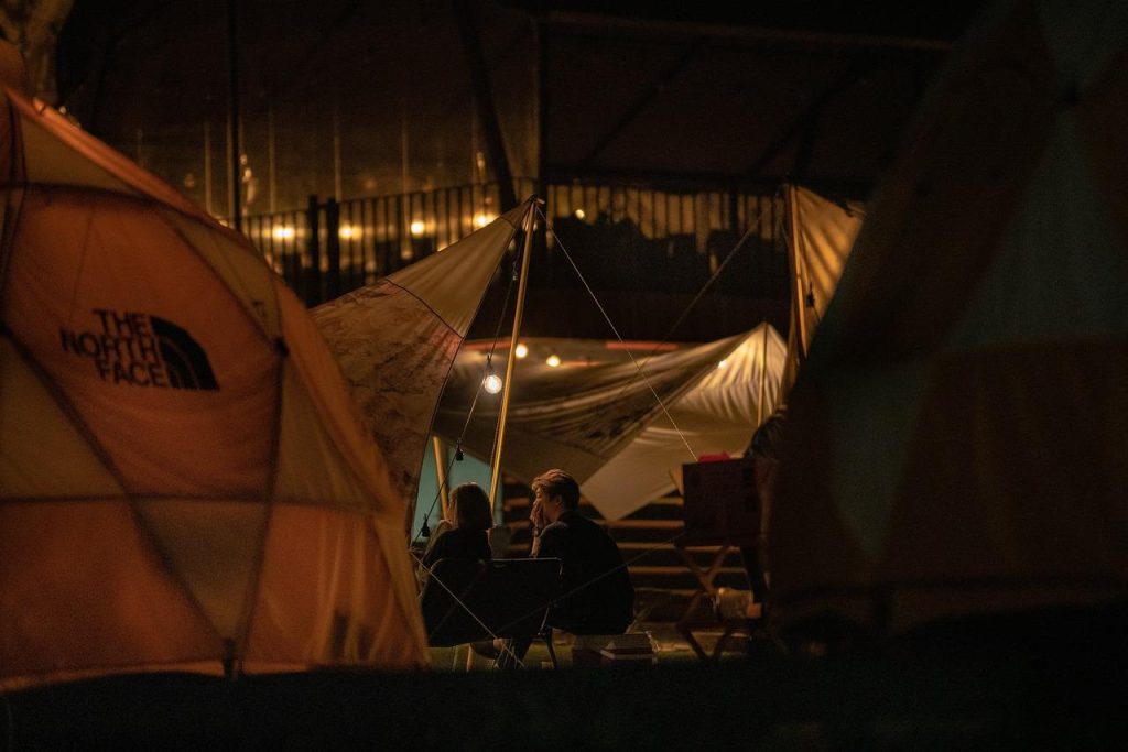 Campingwinkel in Assen met breed assortiment tenten, slaapzakken en kampeeruitrusting voor alle avonturen