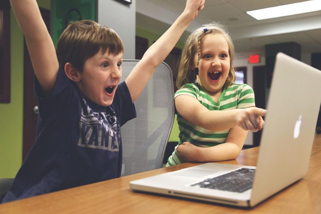 Computerwinkel in Bussum met breed assortiment laptops, desktops en accessoires